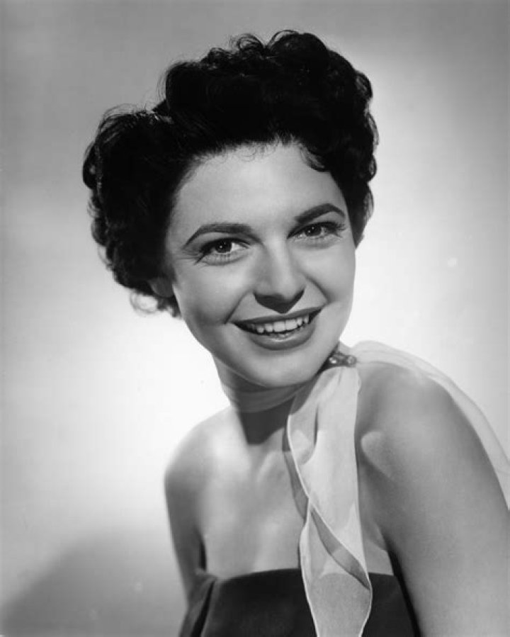 Anne Bancroft Biography, Age, Height, Husband, Net Worth, Family