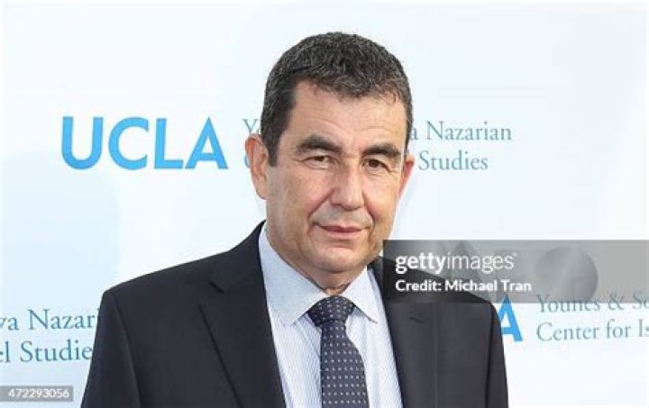 Ari Shavit biografía, edad, altura, esposo, net worth, familia