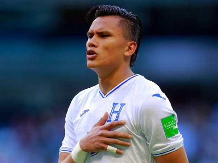 Denil Maldonado Biography, Age, Height, Wife, Net Worth, Family