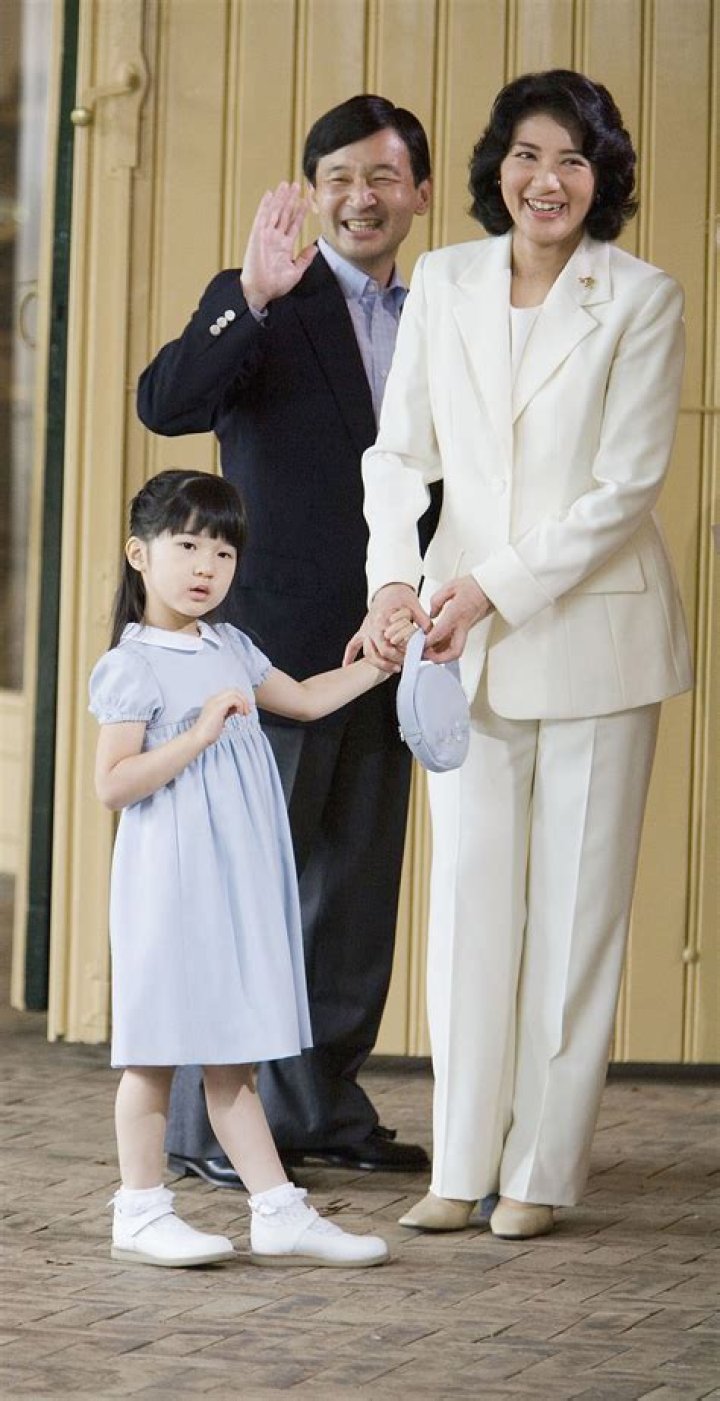 Empress Masako Biography, Age, Height, Husband, Net Worth, Family