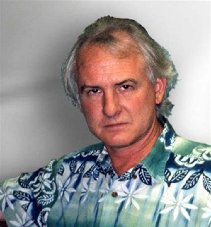 George Haw Russell Biography, Age, Height, Wife, Net Worth, Family