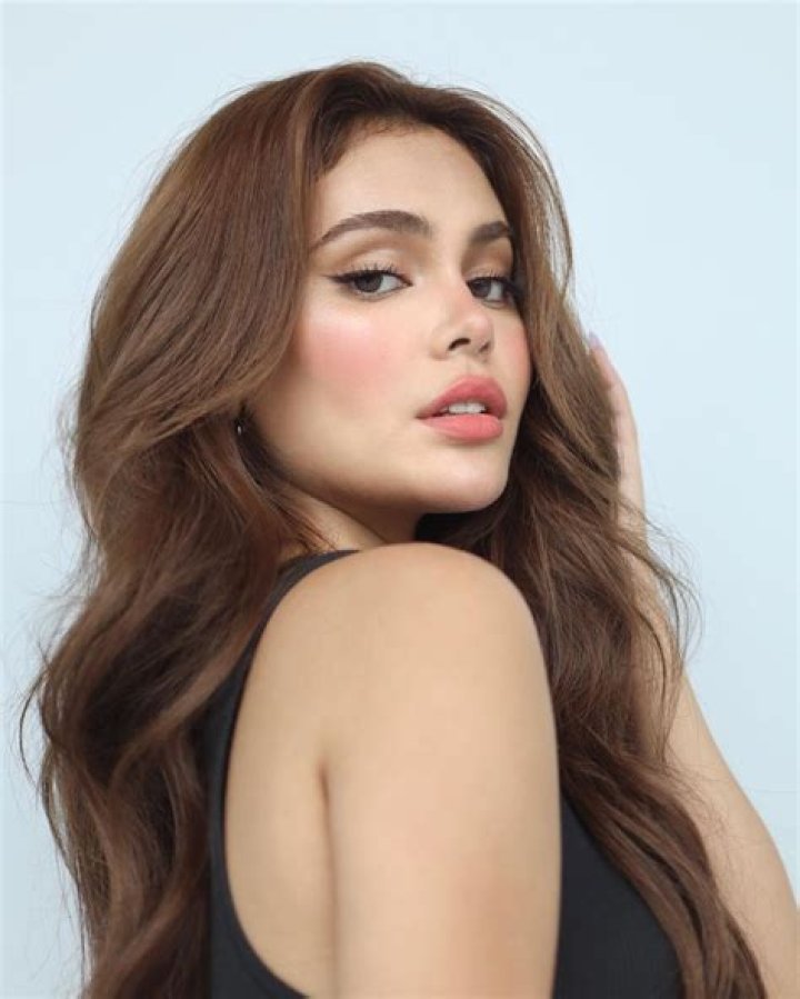 Ivana Alawi Biography, Age, Height, Husband, Net Worth, Family