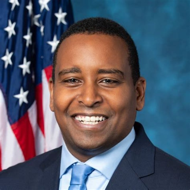 Joe Neguse Biography, Age, Height, Wife, Net Worth, Family