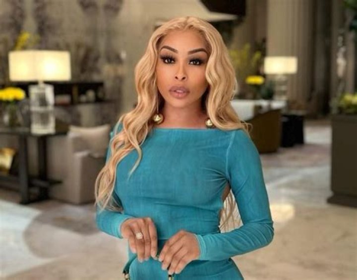 Khanyi Mbau Biography, Age, Height, Husband, Net Worth, Family