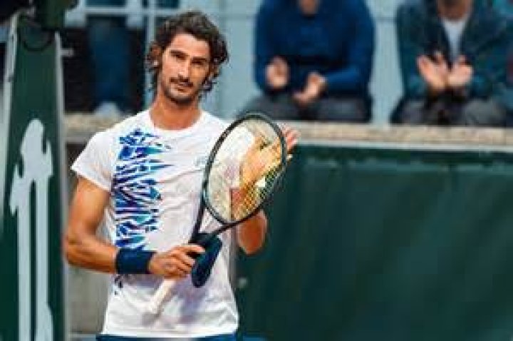 Lloyd Harris biografía, edad, altura, esposo, net worth, familia