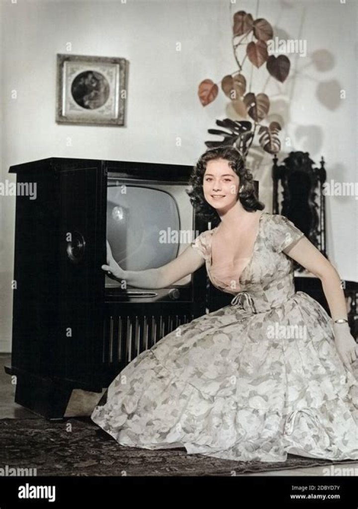 Marina Orschel Biography, Age, Height, Husband, Net Worth, Family