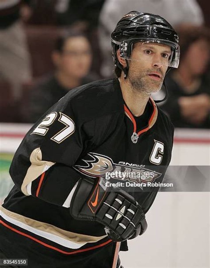 Scott Niedermayer Biography, Age, Height, Wife, Net Worth, Family