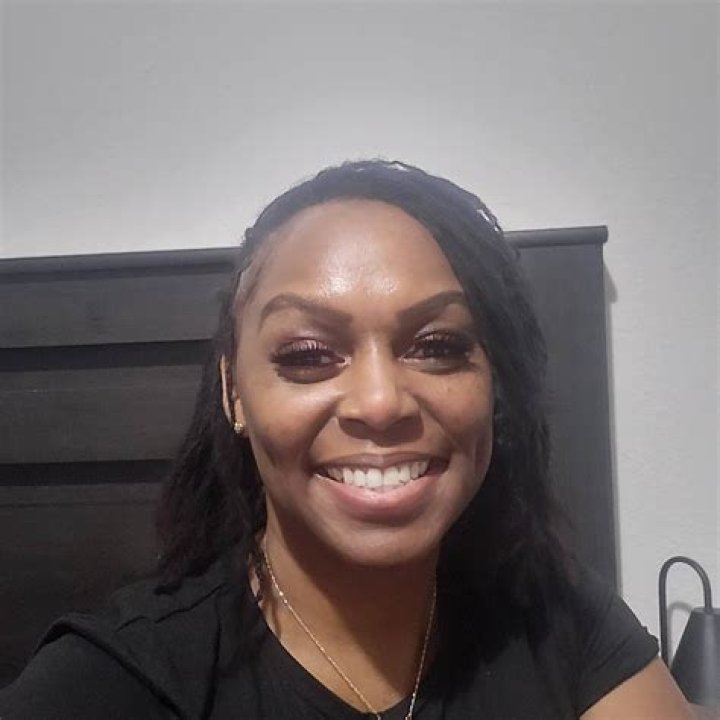 Tiffany Holmes Biography, Age, Height, Husband, Net Worth, Family